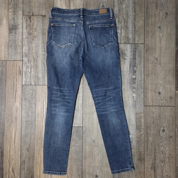 Judy Blue Jeans, Size 29, Distressed without Holes - Picture 5 of 5